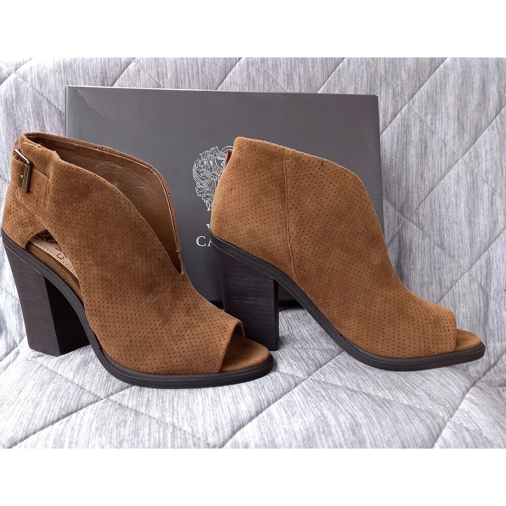 Vince Camuto Suede Kalei Pumpernickel Booties V-Cut Peep-Toe Size 6M NIB